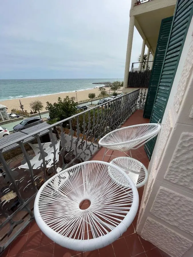 Kalima Beach Hotel Caldes D'Estrach Guest house